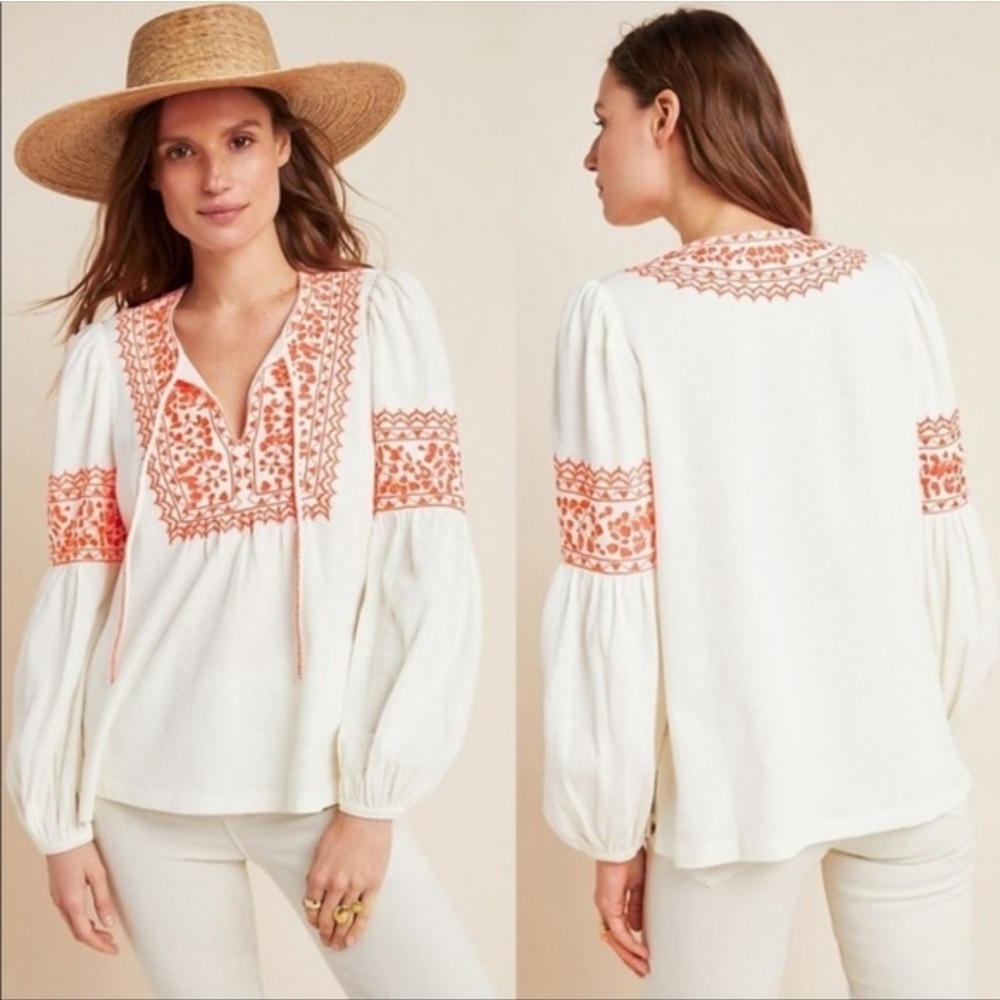 Anthropologie maeve textured peasant blouse size xs white with coral embroidery.
